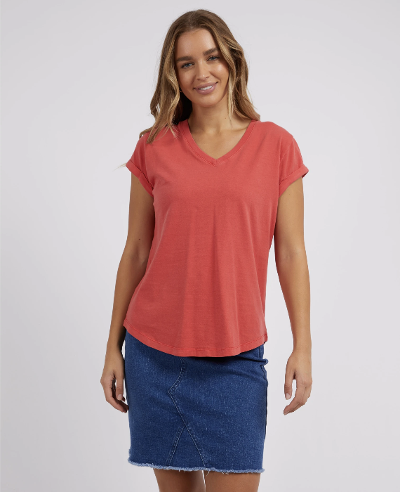 Foxwood Manly Tee - Cayenne