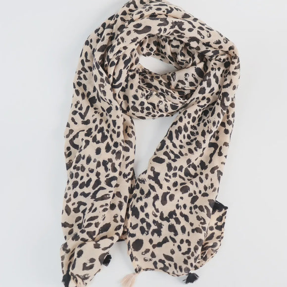 Cattura Leoard Tassel Lightweight Scarf